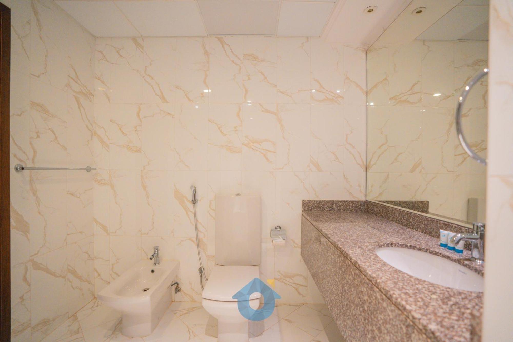237sa Chic 1-bhk With Balcony In Palm Jumeirah Dubai