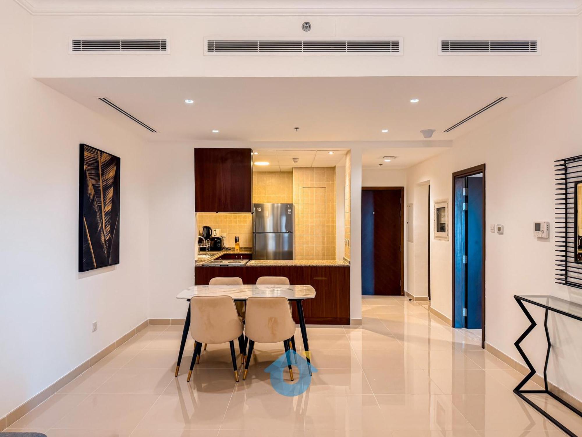 237sa Chic 1-bhk With Balcony In Palm Jumeirah Apartment *